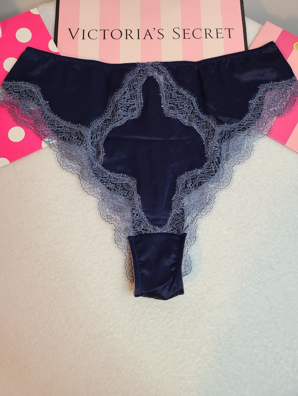 VS Dream Angels Smooth Satin Eyelash Lace Brazilian Cheeky Panty Size Lg